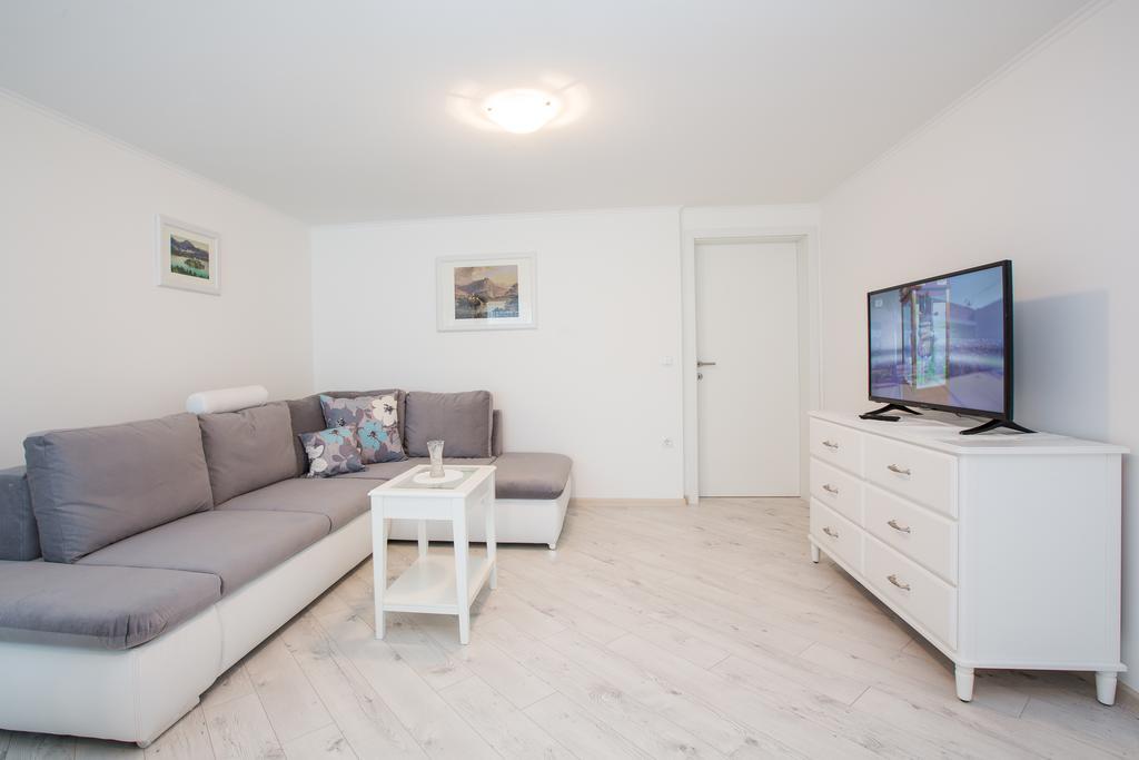 Apartments Grom ブレッド エクステリア 写真